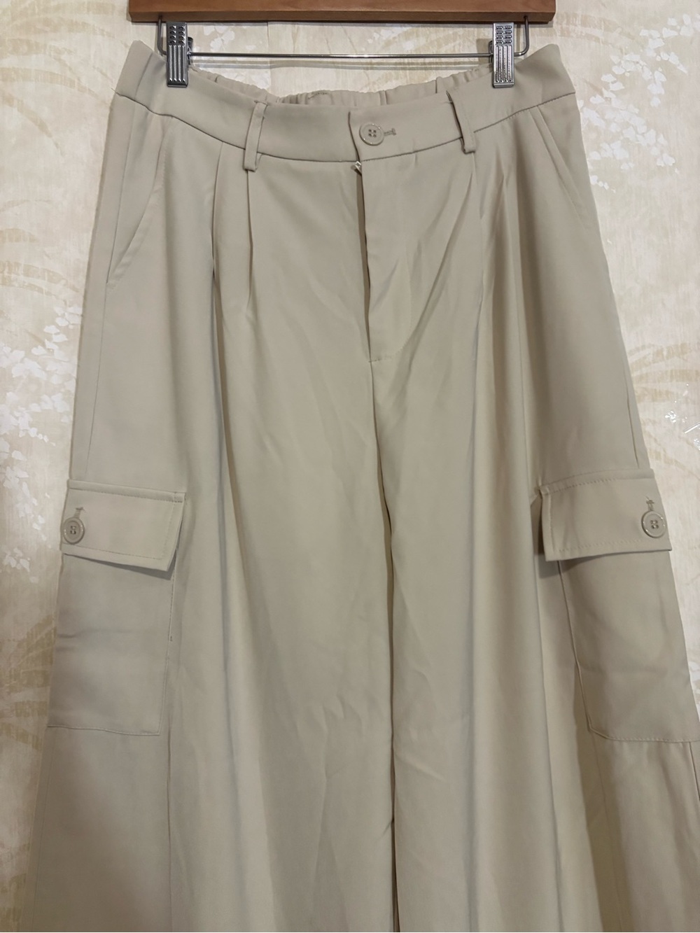 Wide Leg Cargo Pants in Light Beige - Picture 3 of 9